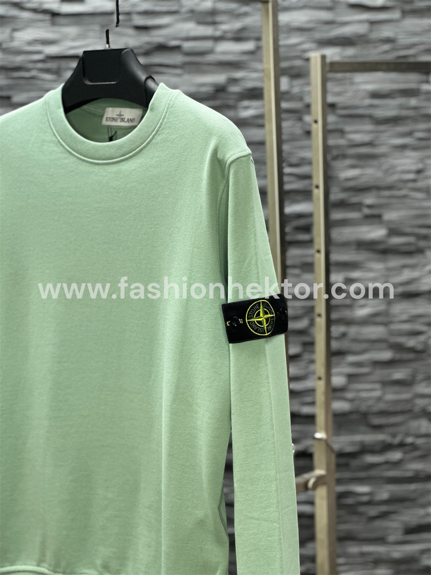 Stone Island
63051 sweater met logo sweater met ronde hals en logopatch