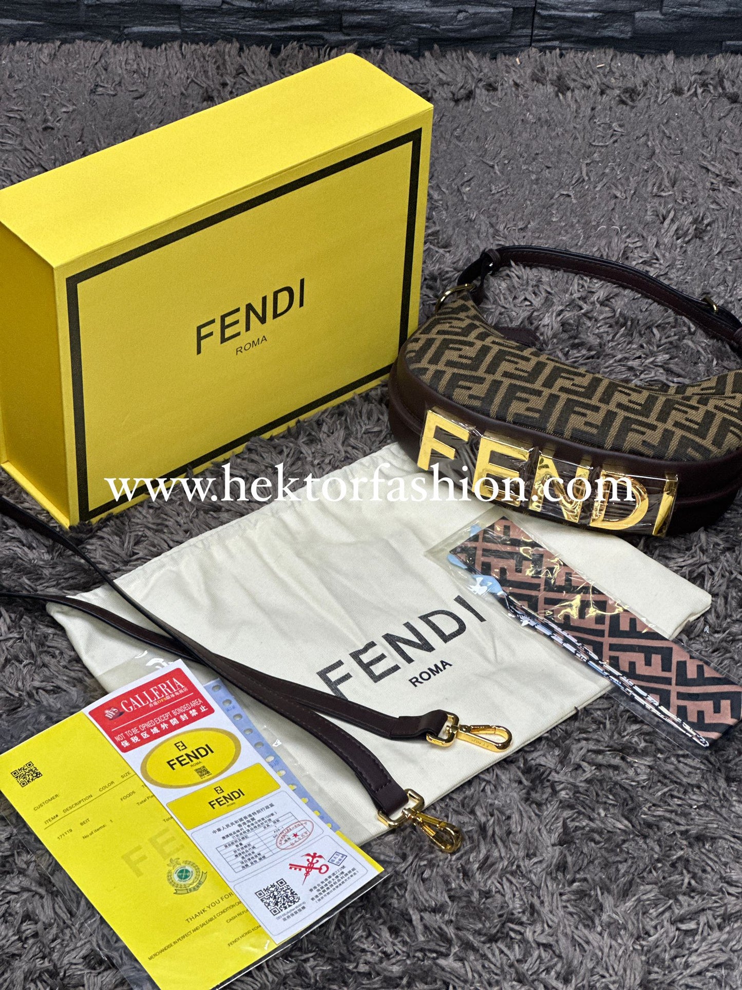 Fendi Fendigraphy Kleine Schoudertas Dames