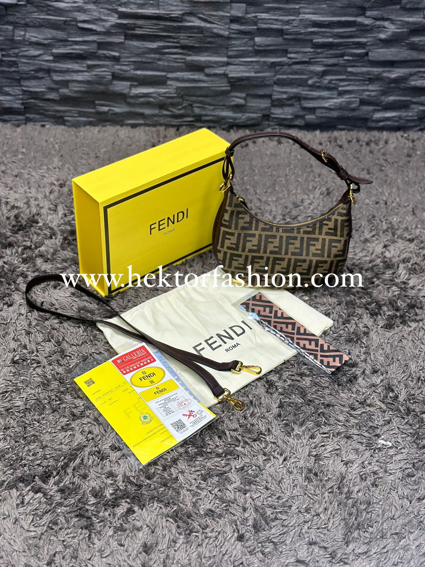 Fendi Fendigraphy Kleine Schoudertas Dames