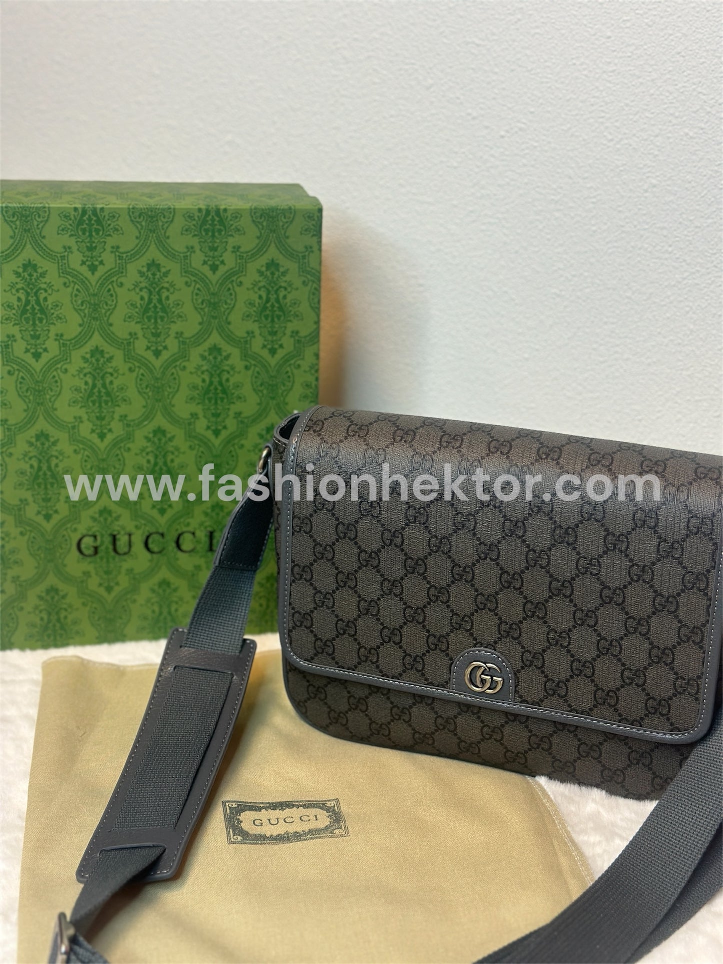 Gucci Medium Ophidia Messengertas