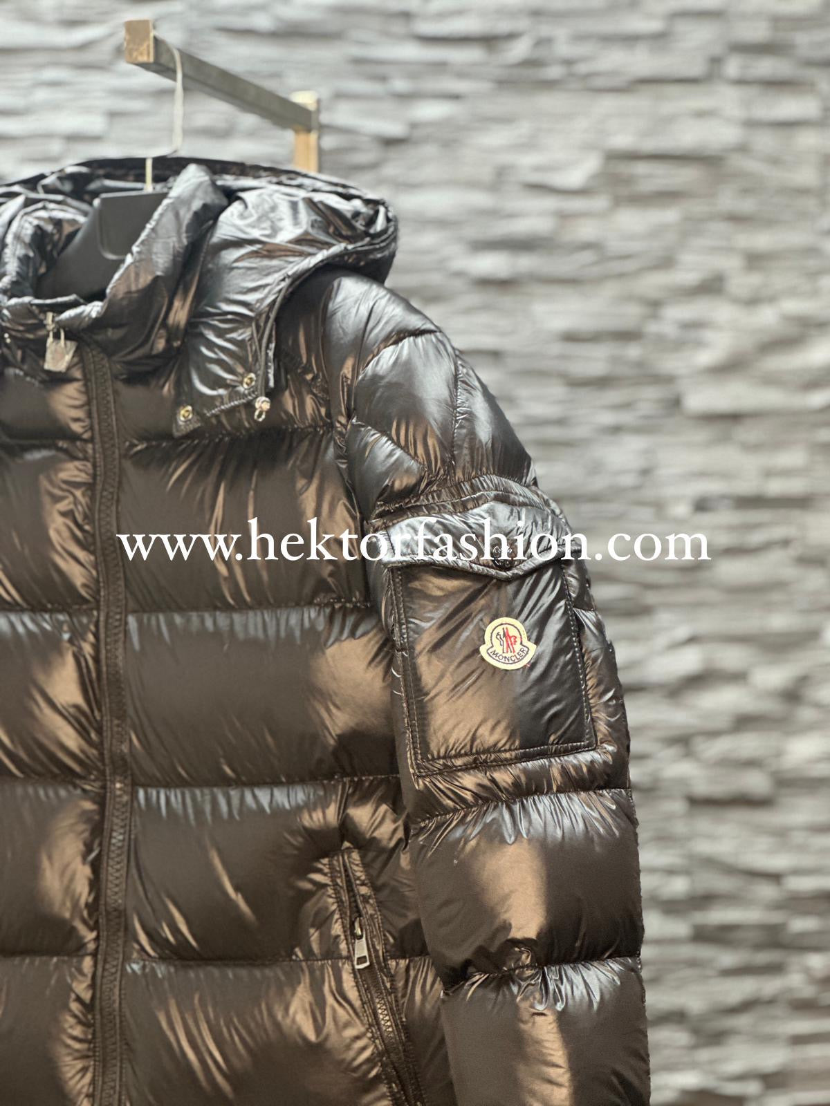 MONCLER MAYA SHORT DOWN JACKET BLACK