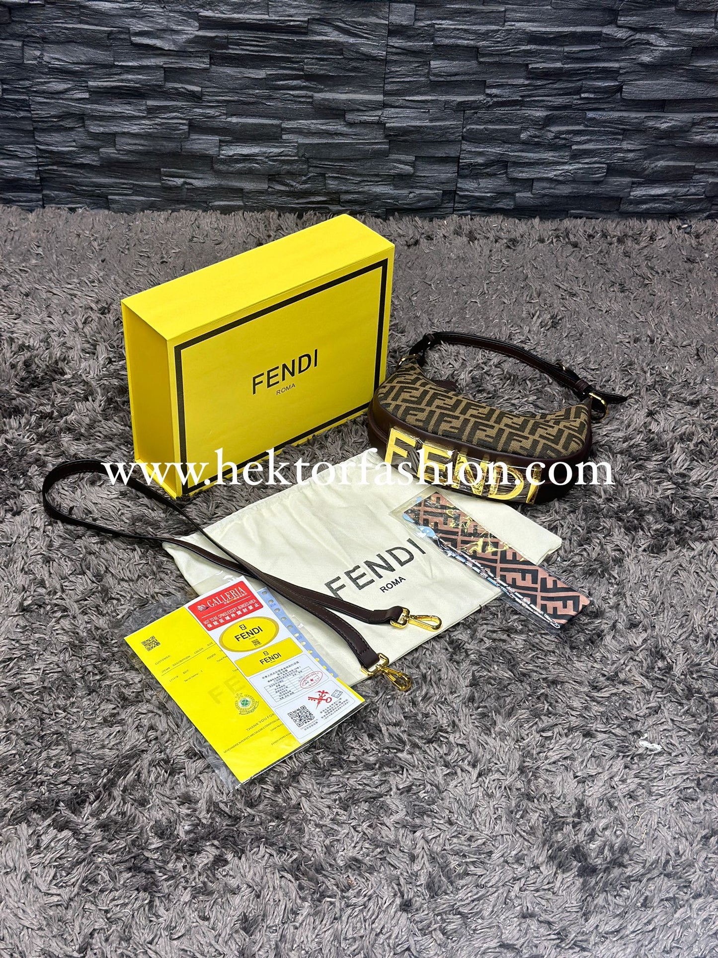 Fendi Fendigraphy Kleine Schoudertas Dames